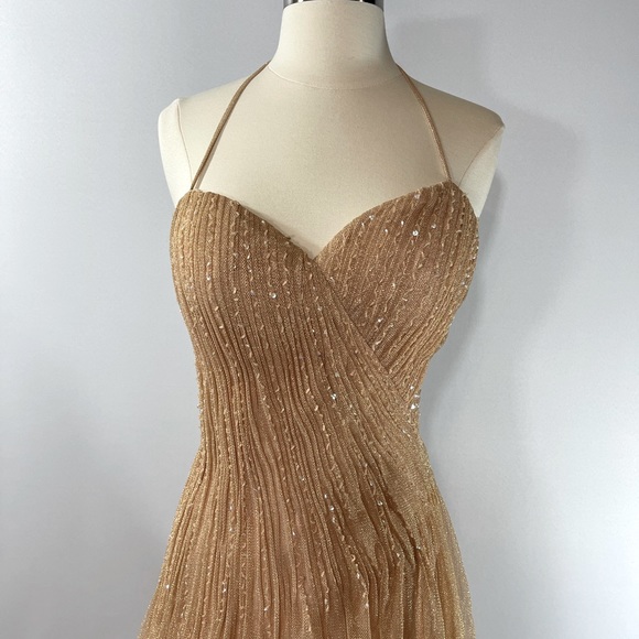 Evening gown with shawl - Picture 2 of 16